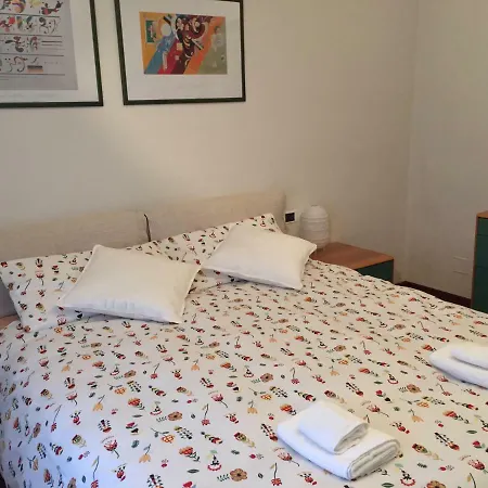 Away Apartmán *